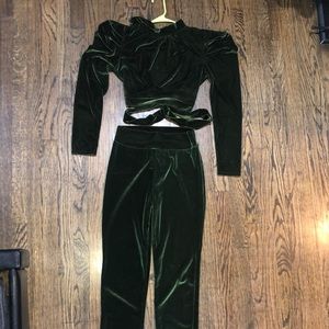 Two-piece velvet set